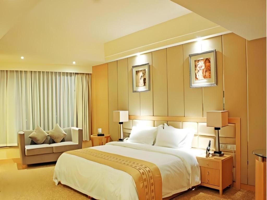 Chengdu Yinsheng International Hotel Supoqiao Extérieur photo