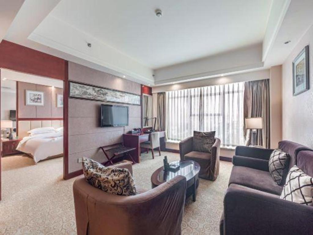 Chengdu Yinsheng International Hotel Supoqiao Extérieur photo