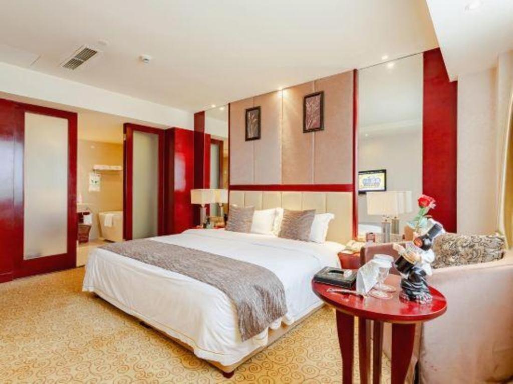 Chengdu Yinsheng International Hotel Supoqiao Extérieur photo