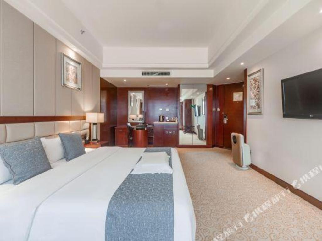 Chengdu Yinsheng International Hotel Supoqiao Extérieur photo