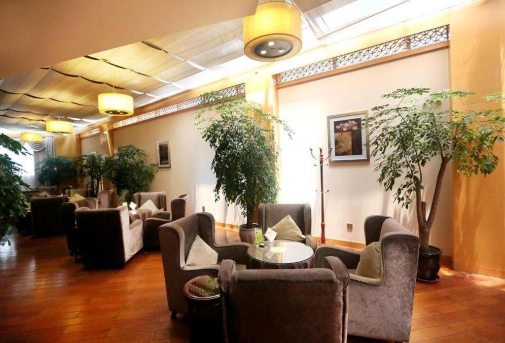 Chengdu Yinsheng International Hotel Supoqiao Extérieur photo