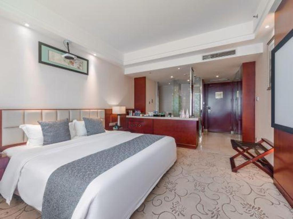 Chengdu Yinsheng International Hotel Supoqiao Extérieur photo