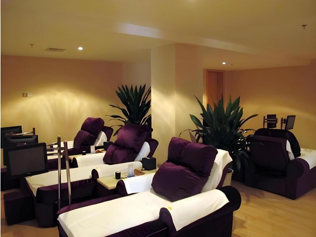 Chengdu Yinsheng International Hotel Supoqiao Extérieur photo